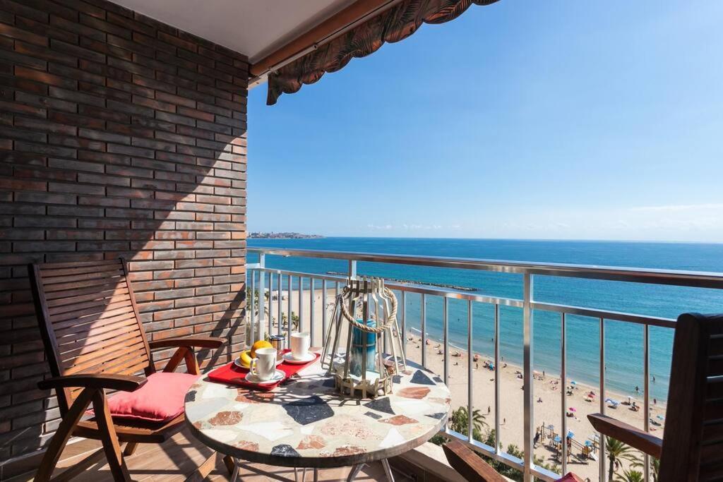 Apartamento Con Vistas Al Mar Primera Linea De Playa Del Postiguet Alicante Kültér fotó